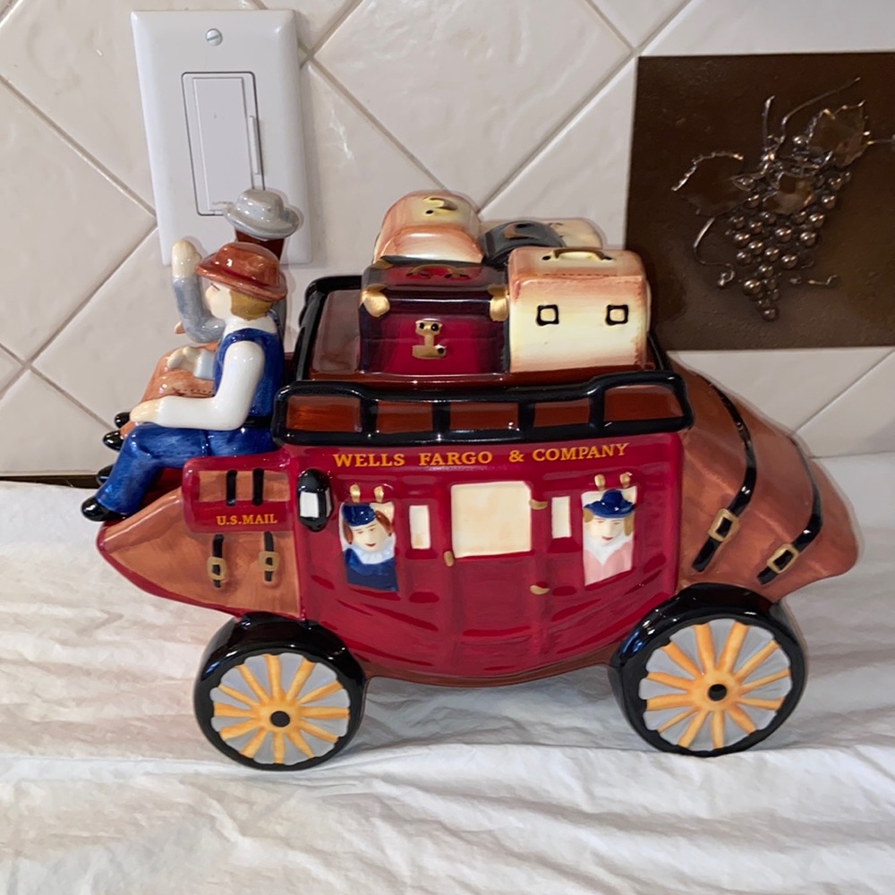 Collectible Wells Fargo Stagecoach Cookie Jar